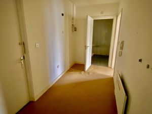 HALLWAY- click for photo gallery